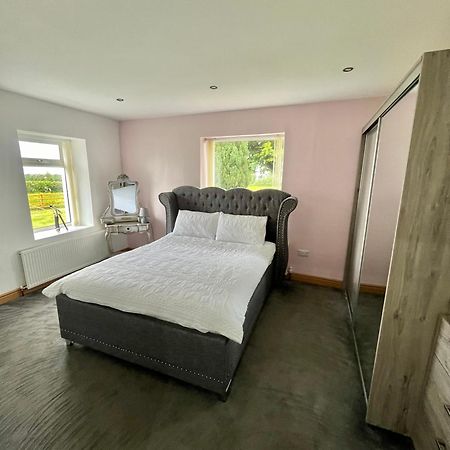 Unique Countryside Stay Dundrod Exteriér fotografie